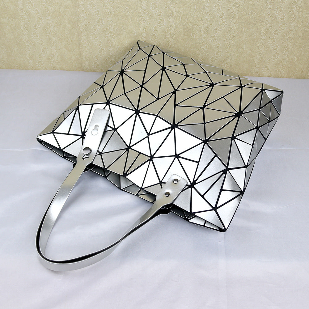 Women's Geometric Rhombus Glossy Large Capacity Changeable Shoulder Bags