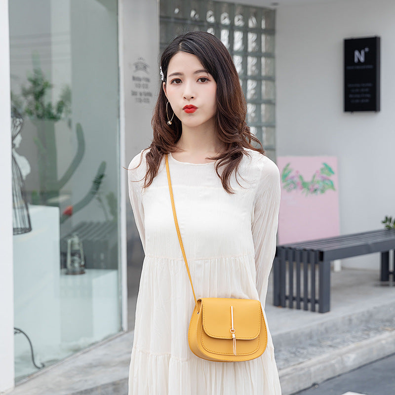 Fashion Attractive Women's Glamorous Saddle Mobile Crossbody Bags