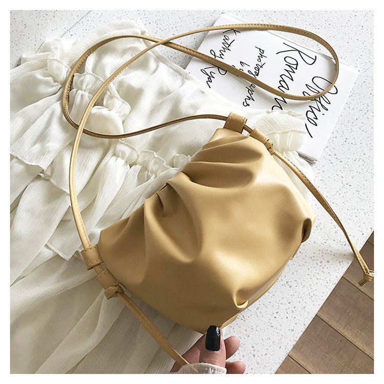 Women's Pleated Versatile Korean Style Trendy Shoulder Bags