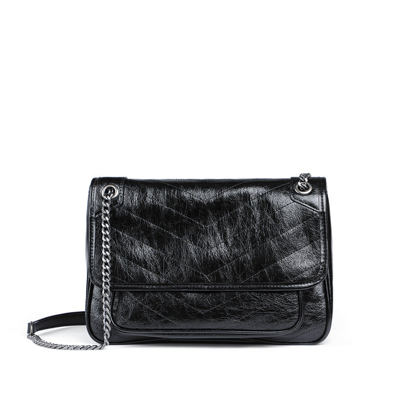 Women's Leather Chain Large Capacity Oil Wax Bags