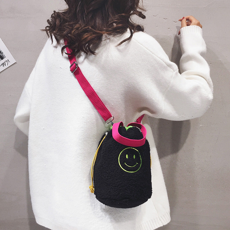 Beautiful Classy Cute Simple Smiley Face Shoulder Bags