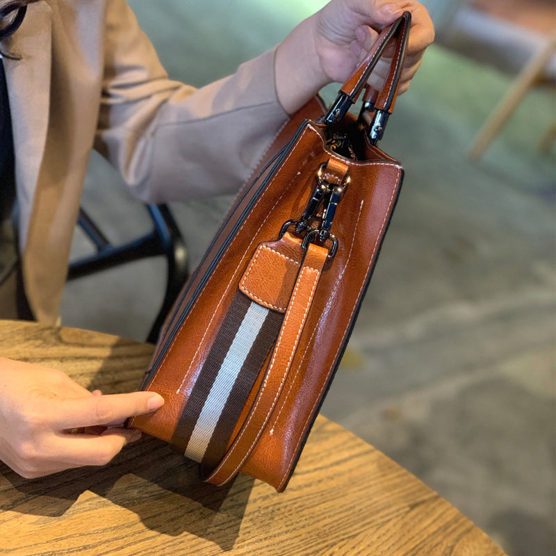 Women's Stitching Leather Fashion Style Cowhide Handbags