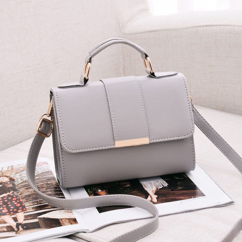 New Cool Women's Pouches Summer Fashion Handbags