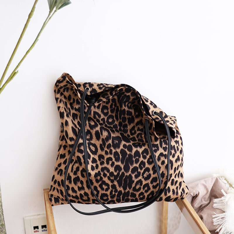 Style Retro Simple Fashionable Leopard Pattern Bags