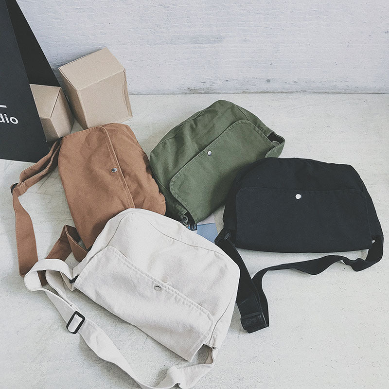 Women's Style Solid Color Simple Fresh Flip One Shoulder Bags