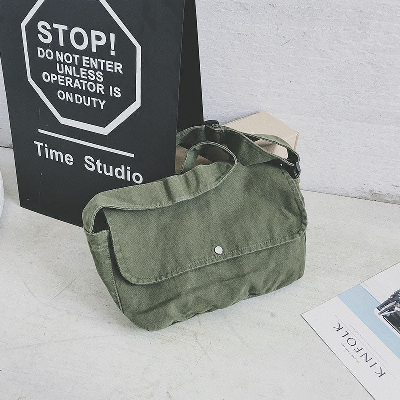 Women's Style Solid Color Simple Fresh Flip One Shoulder Bags