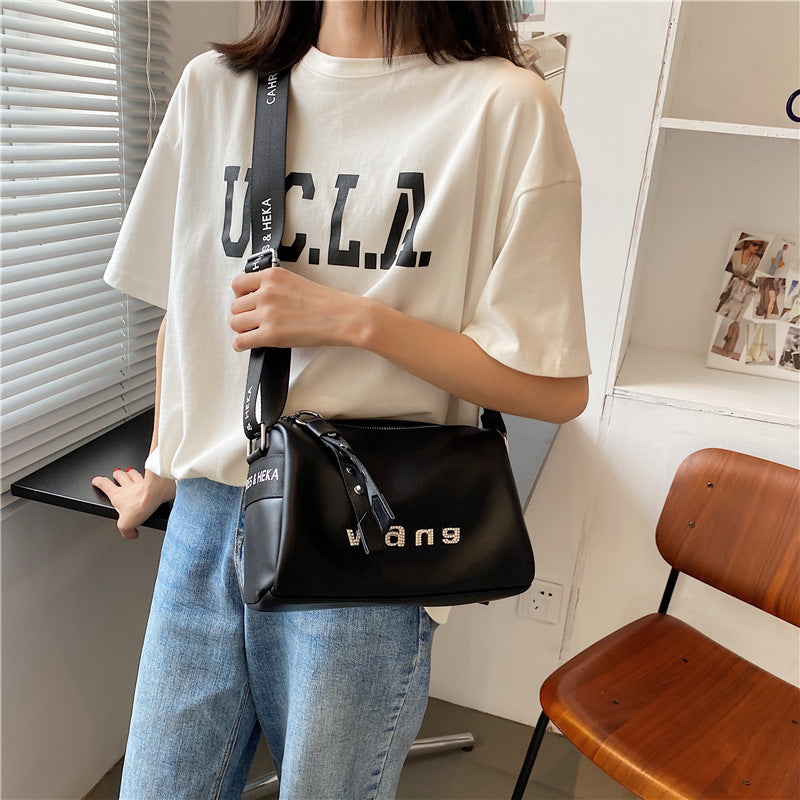 Graceful Women's Fashion Pillow Texture Cylinder Bags
