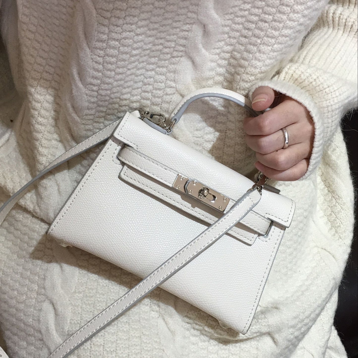 Women's Trendy Genuine Leather Fashionable Kelly Handbags