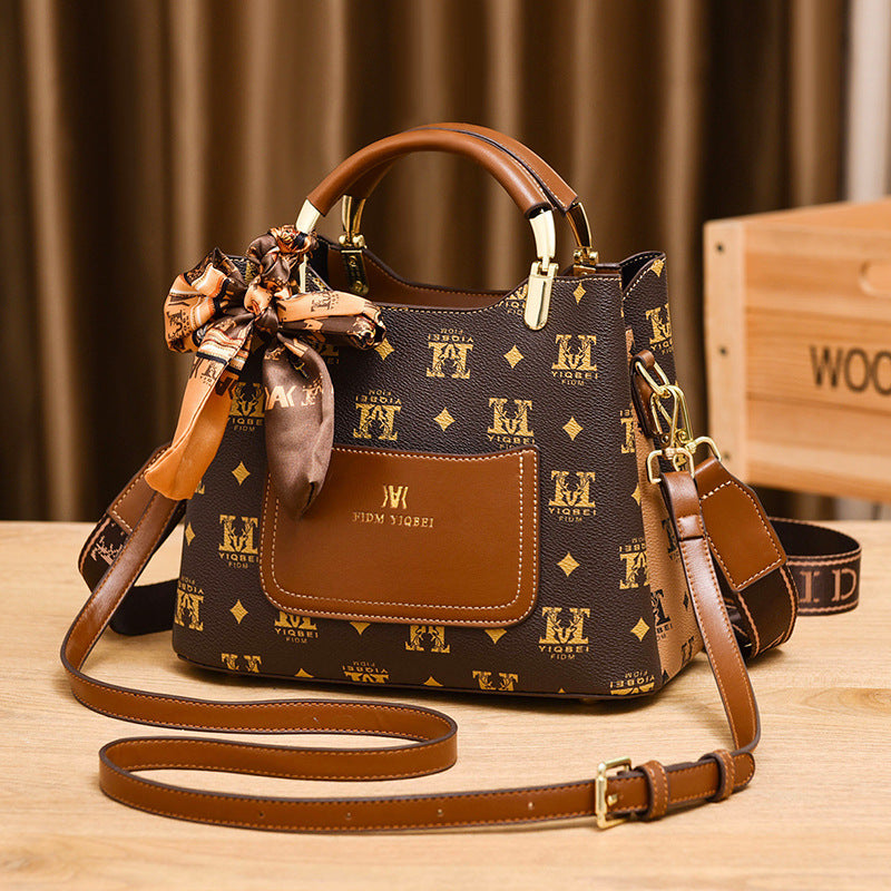 Women's Commuting Retro Alphabet Versatile Large Capacity Crossbody Bags