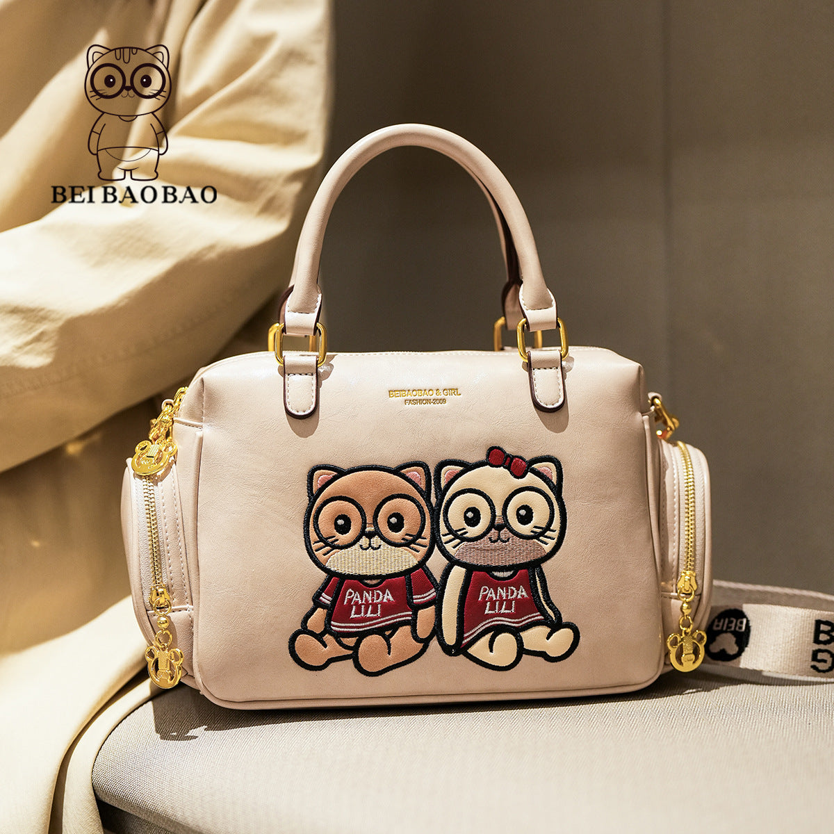 Women's Source Design Sense Cartoon Cute Pillow Women's Messenger Bag