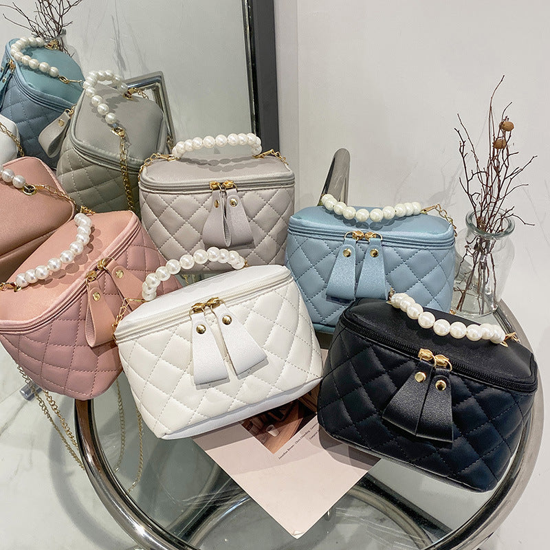 Women's Versatile Design High-grade Pearl Good-looking Handbags