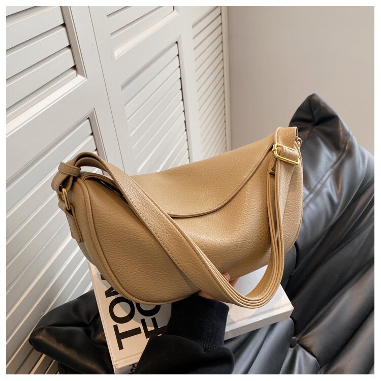 Women's Popular Design High Sense Fashion Dumpling Crossbody Bags