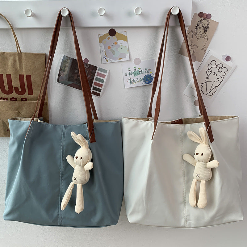Women's Artistic Fresh Hong Kong Simple Solid Color Shoulder Bags