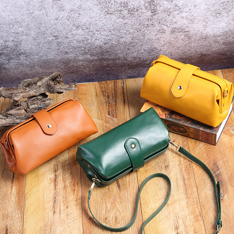Cool Retro Doctor Clip Leisure Mini Bags