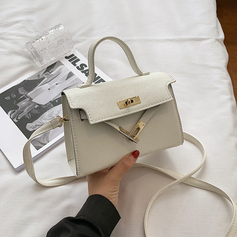 Women's Advanced Texture Fashion Western Style Portable Crossbody Bags
