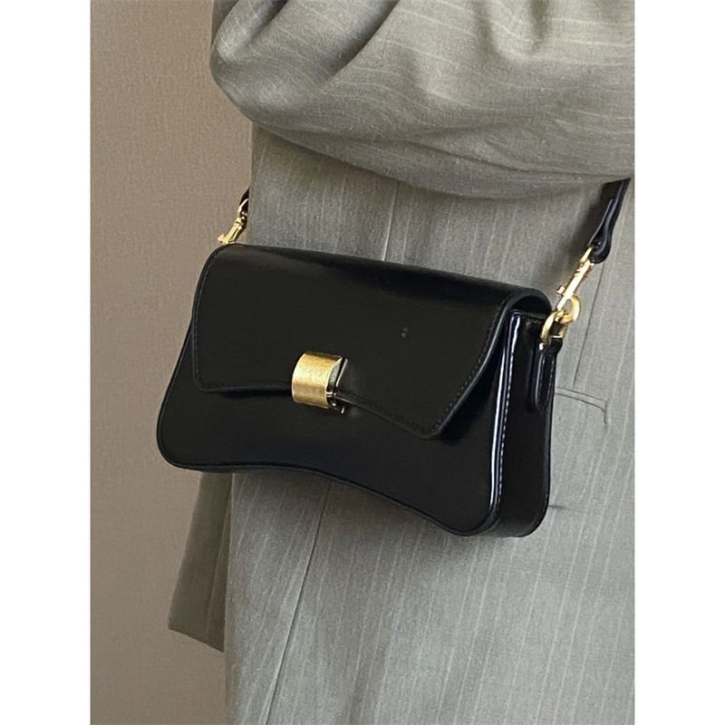 Women's Elegant Fashion Commuter Sense Underarm Crossbody Bags
