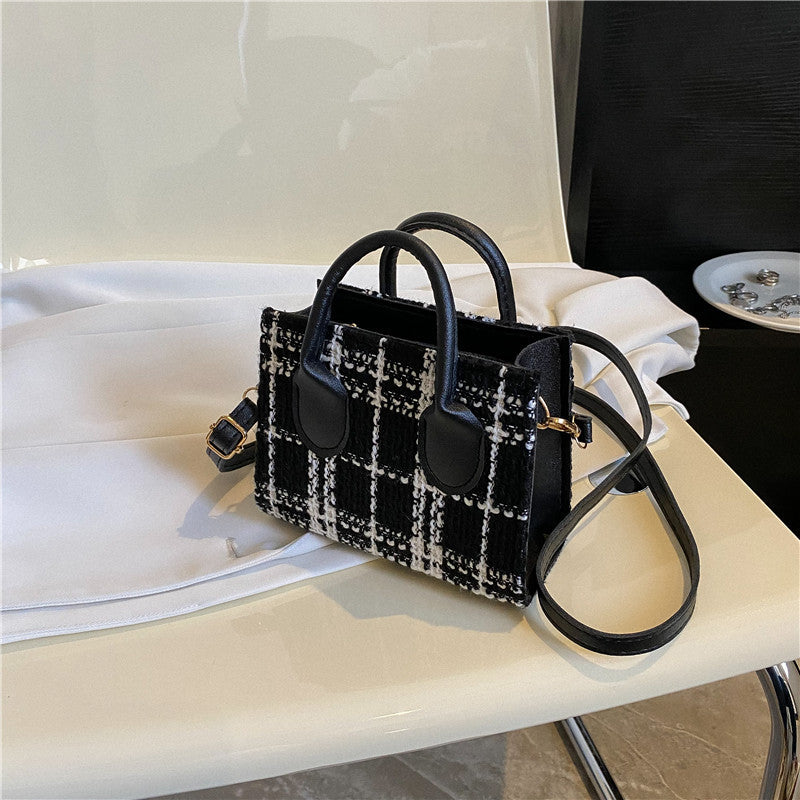 Trendy Pouch Fashion Check Pattern Lightweight Simple Crossbody Bags