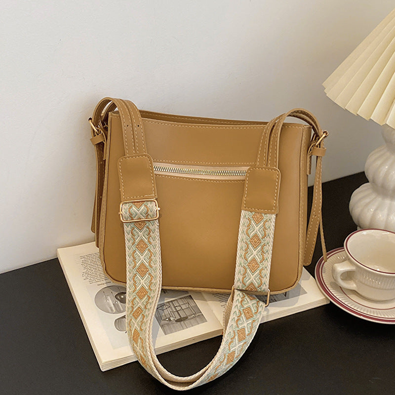 Fashion Simple Trend Spring Female Personality Shoulder Bags