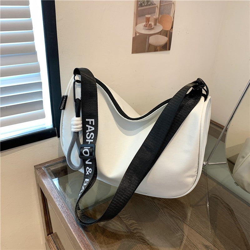 Women's Waterproof Oxford Cloth Dumpling Design Style Crossbody Bags