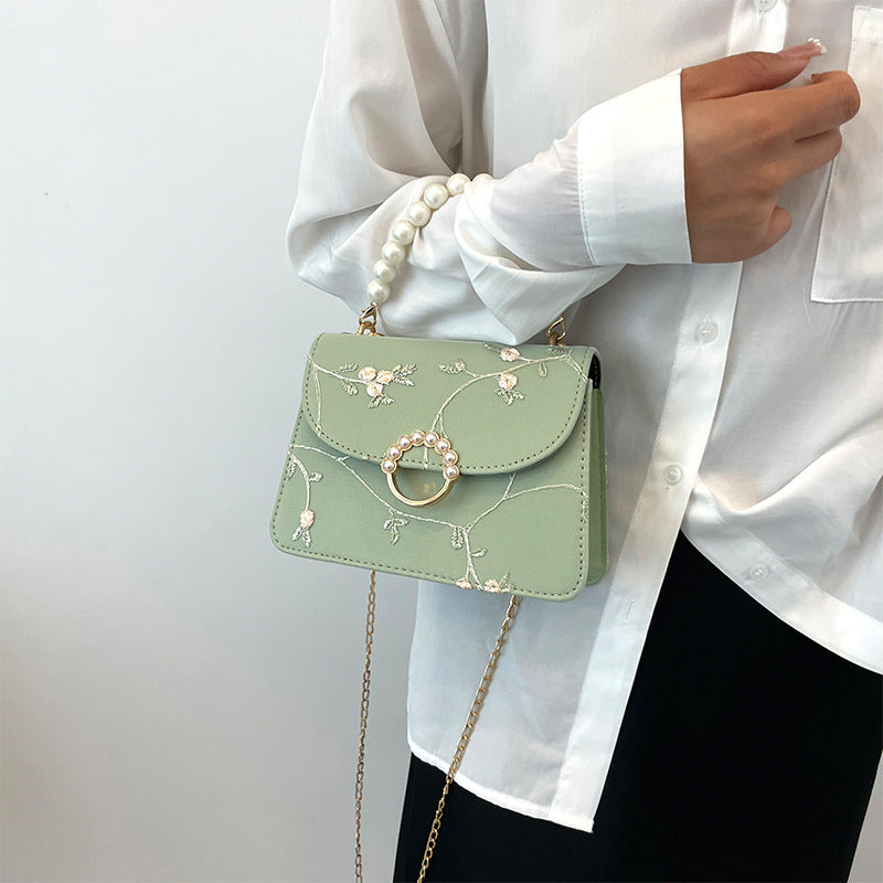 Simple Fashion Pearl Hand Female Summer Trendy Shoulder Bags