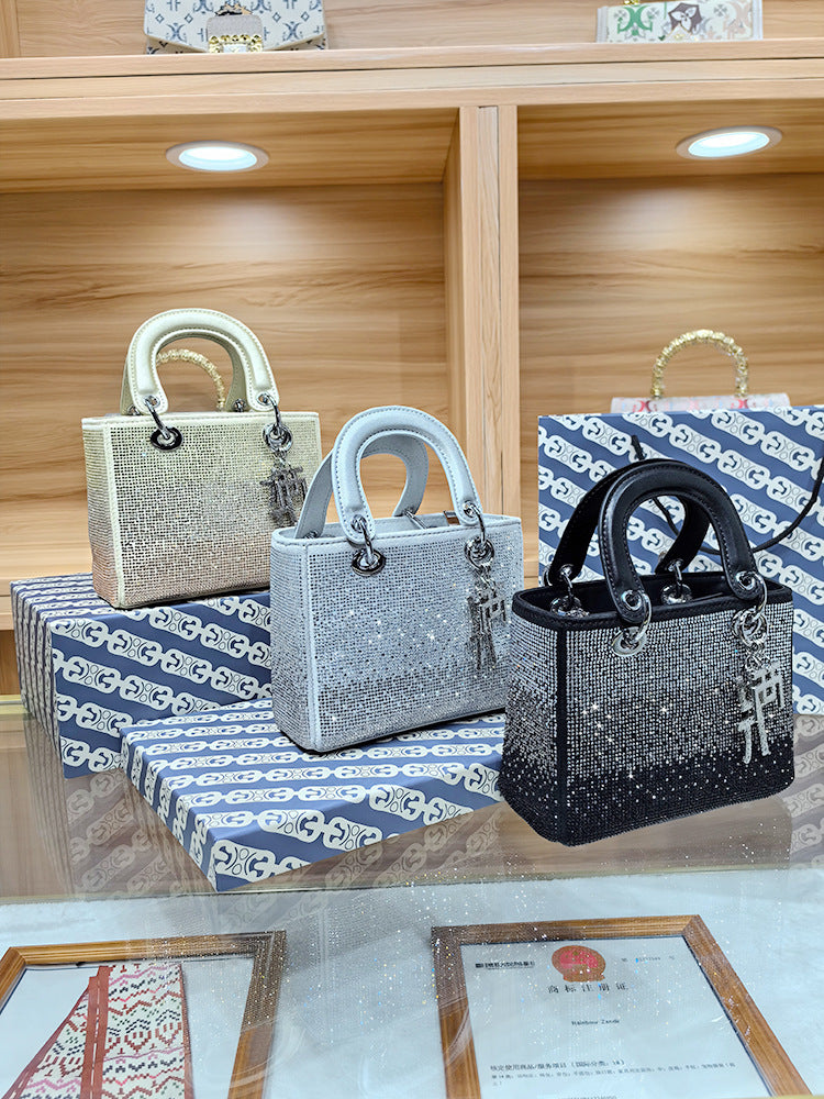 Women's Gradient Rhinestone Portable Retro Diana Chain Crossbody Bags