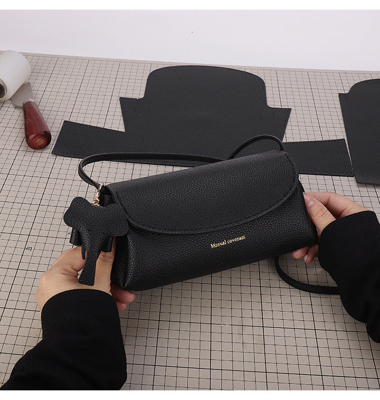 Women's Soft Leather Spring Simple Western Style Shoulder Bags