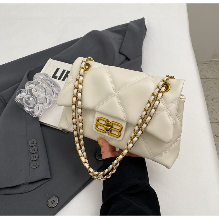 Women's Diamond Style Retro Chain Textured Crossbody Bags