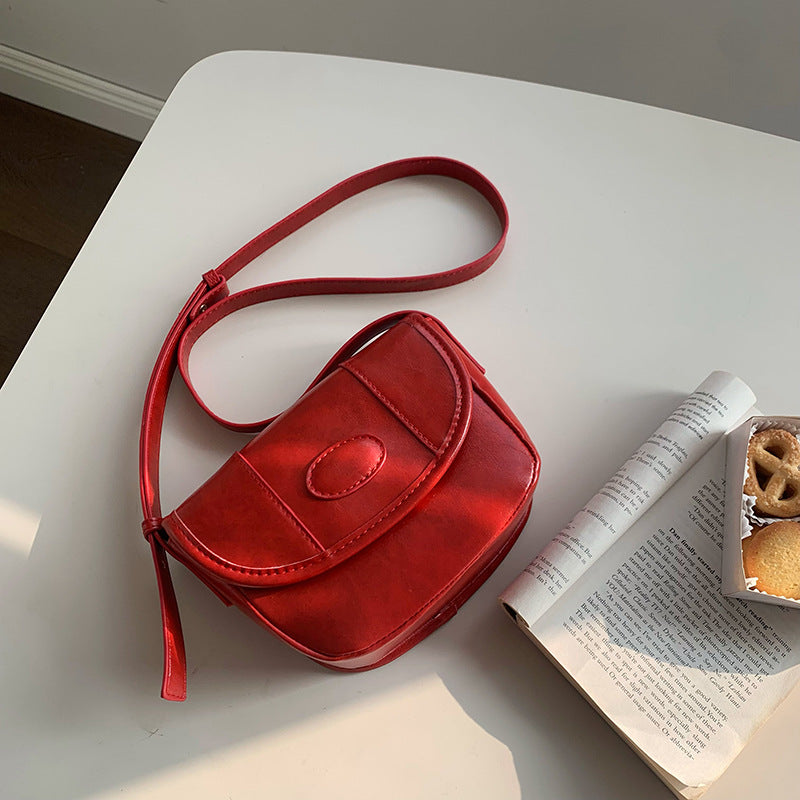 Women's Oil Wax Skin Saddle Niche Texture Fashion Crossbody Bags
