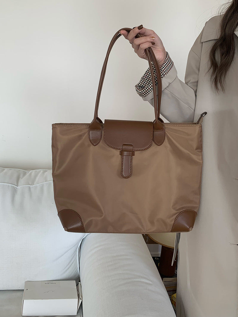 Women's Contrast Color Nylon Canvas Leisure Commute Women's Shoulder Bag