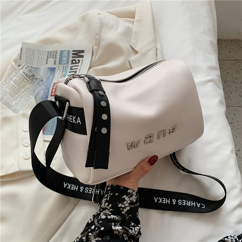 Graceful Women's Fashion Pillow Texture Cylinder Bags
