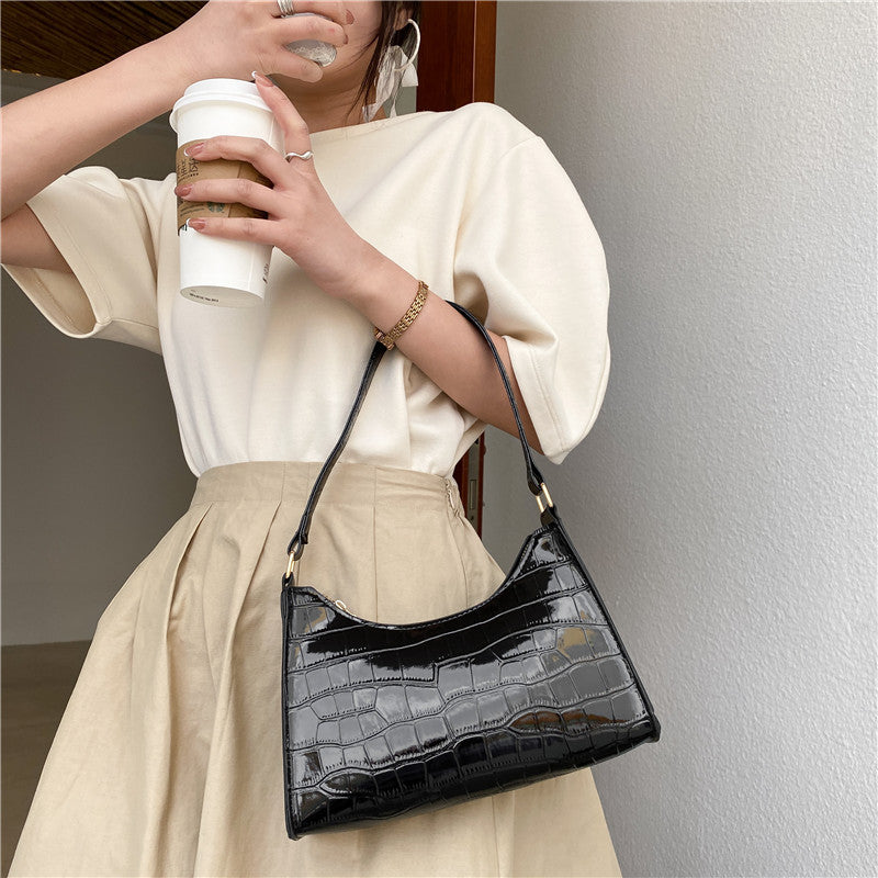 Women's Fan Fashion Embossing Hand Temperament Stone Shoulder Bags