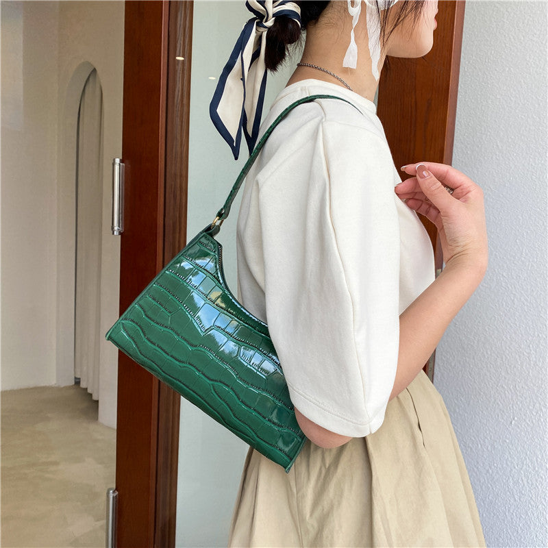 Women's Fan Fashion Embossing Hand Temperament Stone Shoulder Bags