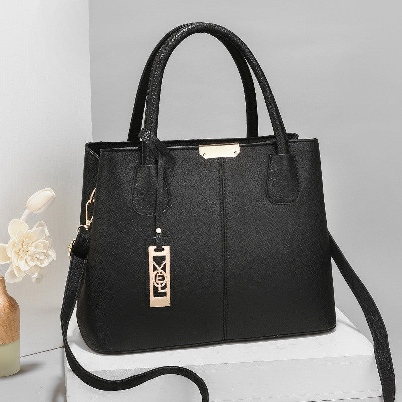 Women's Spring Iron Pendant Decorative Large Capacity Handbags