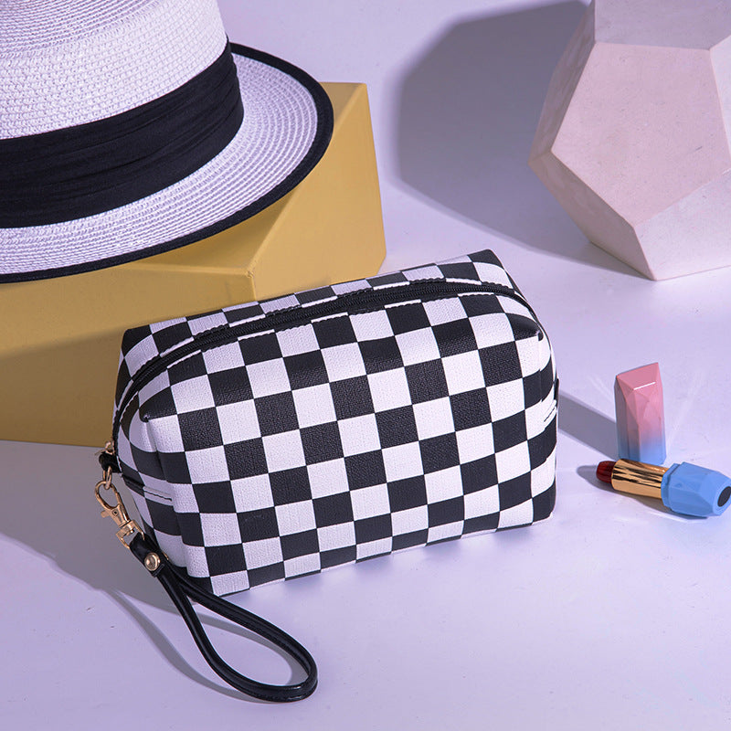 Women's Retro Artificial Soft Clutch Wash For Bags