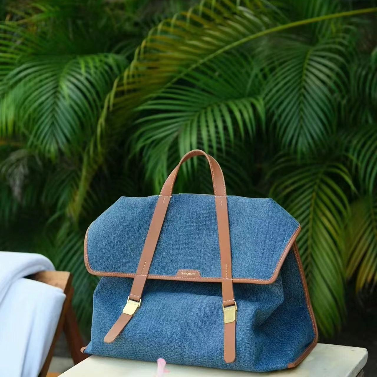 There Are Pine Mountain Series Presbyopic Backpacks