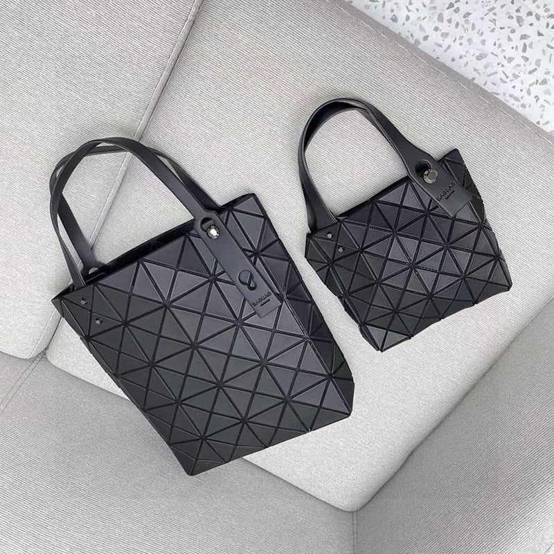 Charming Limited Same Nail Box Geometric Handbags