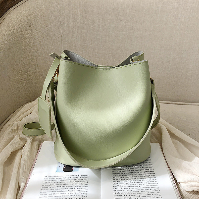 Women's Fashion Simple Large Capacity Retro Crossbody Bags