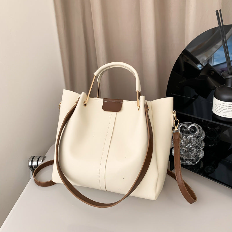 Women's Retro Minority Design Portable Large Capacity For Trendy Crossbody Bags
