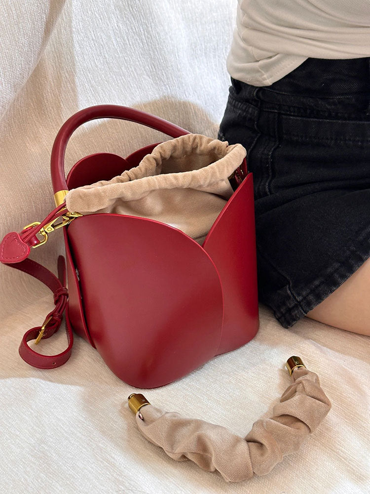 Women's Red Bridal Petals Hand Holding Vegetable Handbags