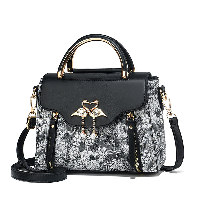 Women's French Style Good-looking Light Luxury Texture Crossbody Bags