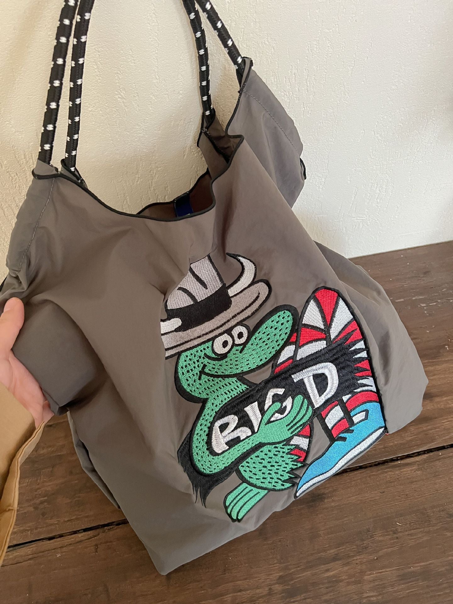 Crocodile Embroidery Shopping Niche Nylon Cloth Handbags