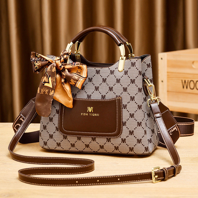 Women's Commuting Retro Alphabet Versatile Large Capacity Crossbody Bags