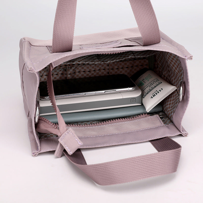 Women's Waterproof Nylon Stylish And Simple Personality Shoulder Bags