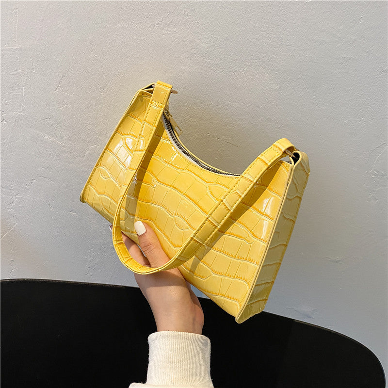 Women's Fan Fashion Embossing Hand Temperament Stone Shoulder Bags