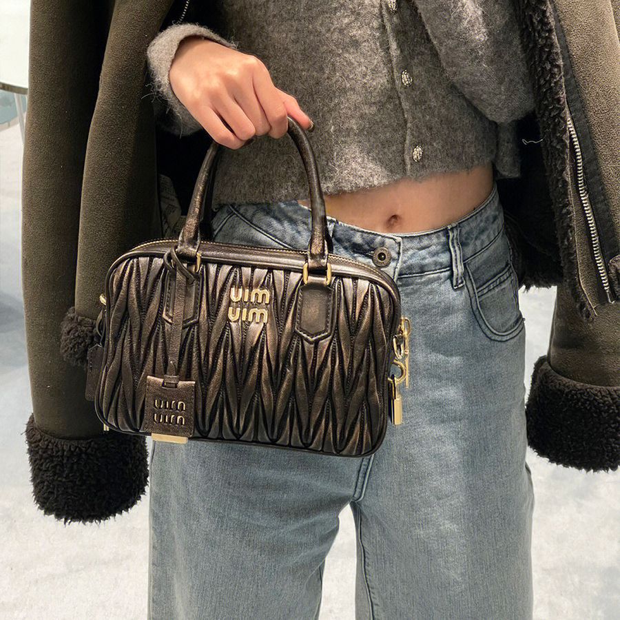 Trendy Women's Design High-grade Pleated Boston Crossbody Bags