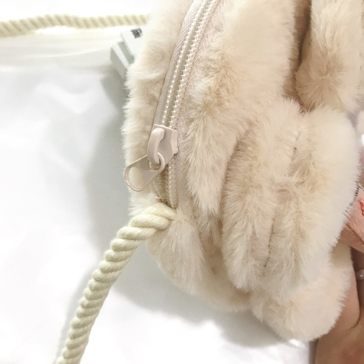 Women's Plush Flower Bug Shape Ornaments Mini Crossbody Bags