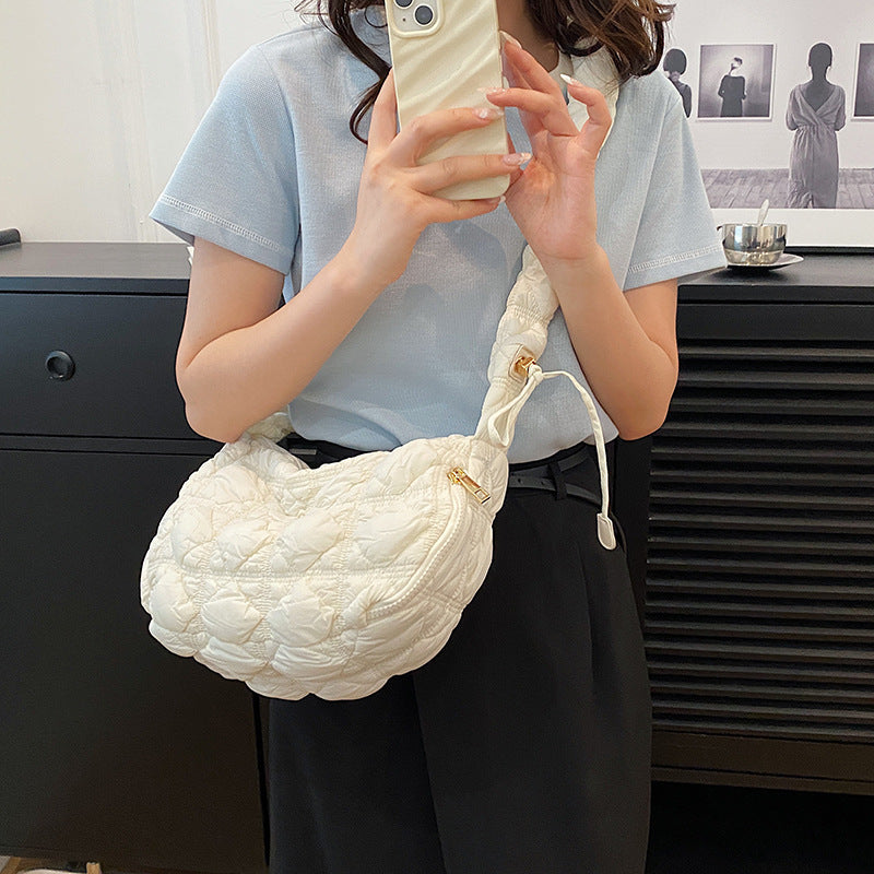Women's Dumpling Minority Clouds Large Capacity Lightweight Crossbody Bags