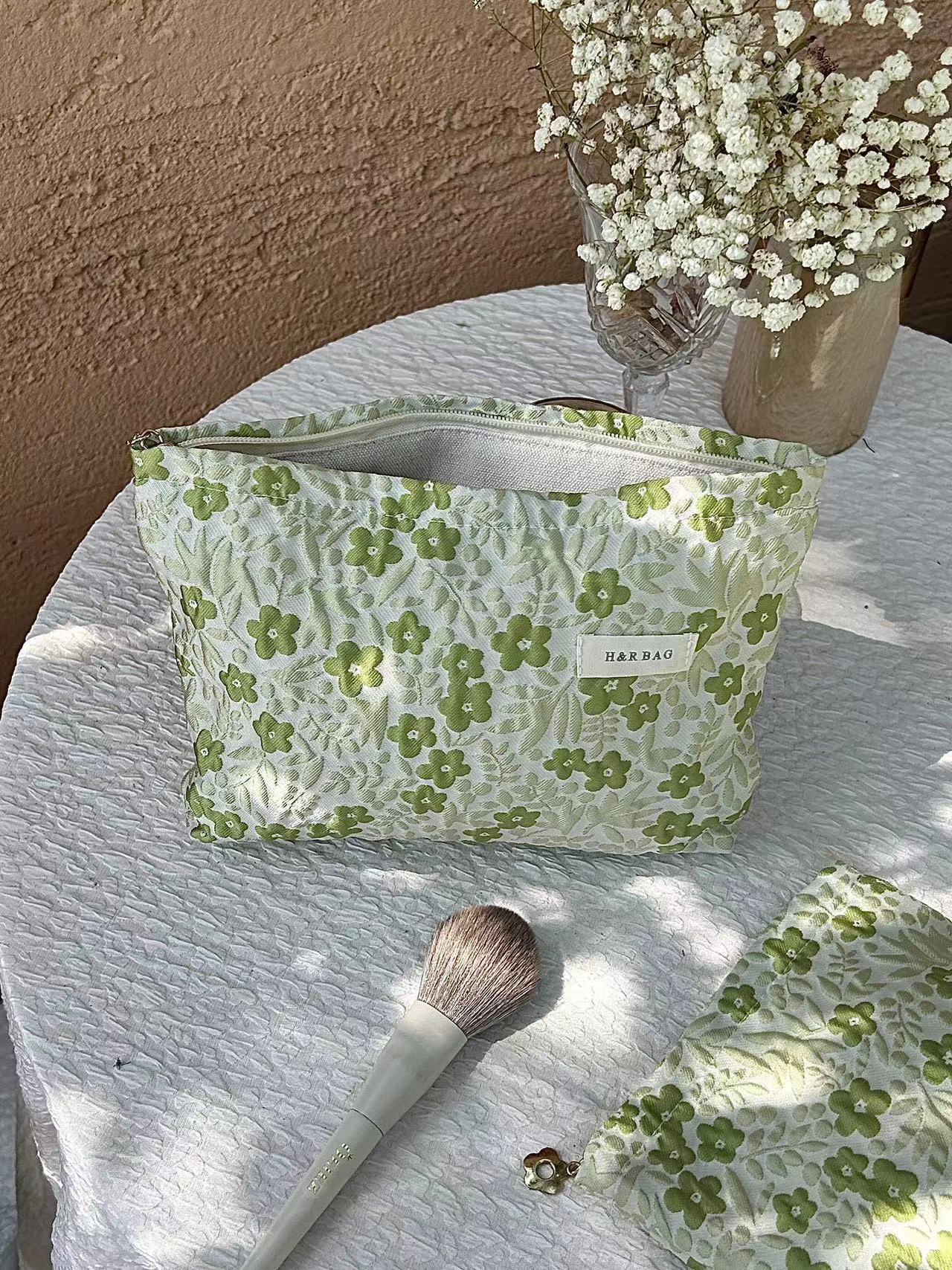 Casual Fresh Yarn-dyed Large Capacity Buggy Cosmetic Bags