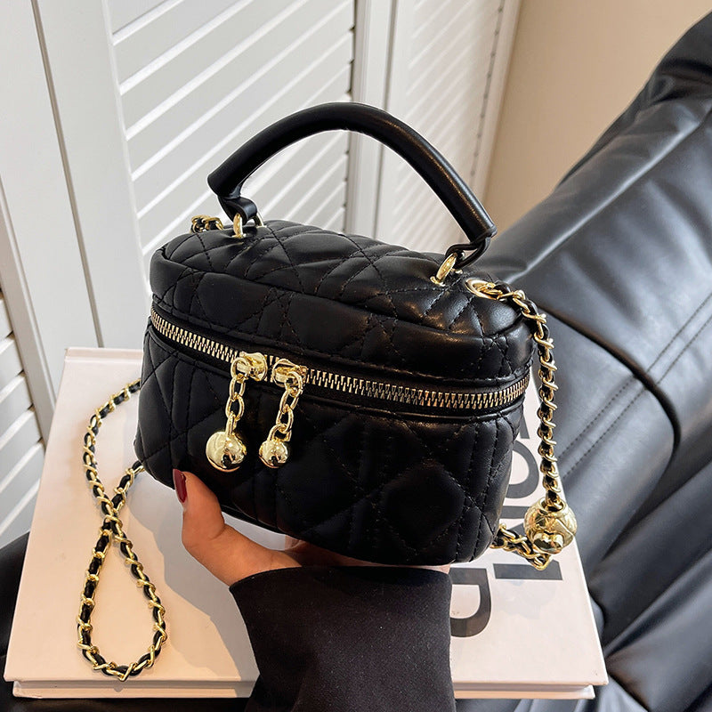 Slouchy Women's Texture Niche Chain Portable Bags