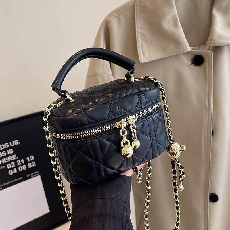 Slouchy Women's Texture Niche Chain Portable Bags